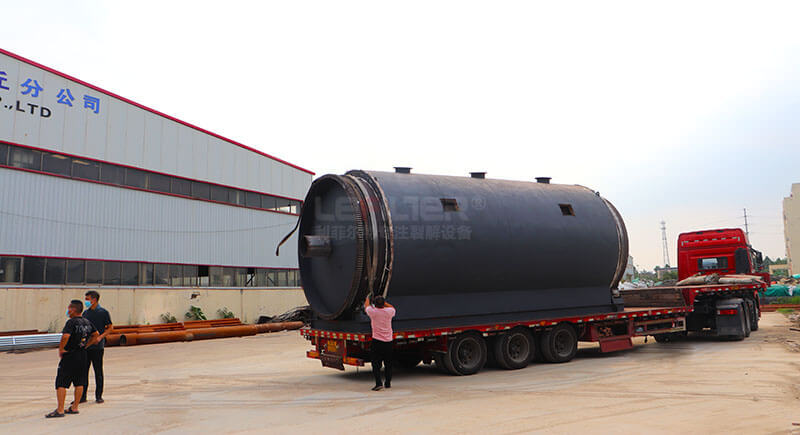 河北石家莊10萬噸輪胎煉油項(xiàng)目訂購(gòu)設(shè)備發(fā)車06 河北石家莊10萬噸輪胎煉油項(xiàng)目訂購(gòu)設(shè)備發(fā)車06